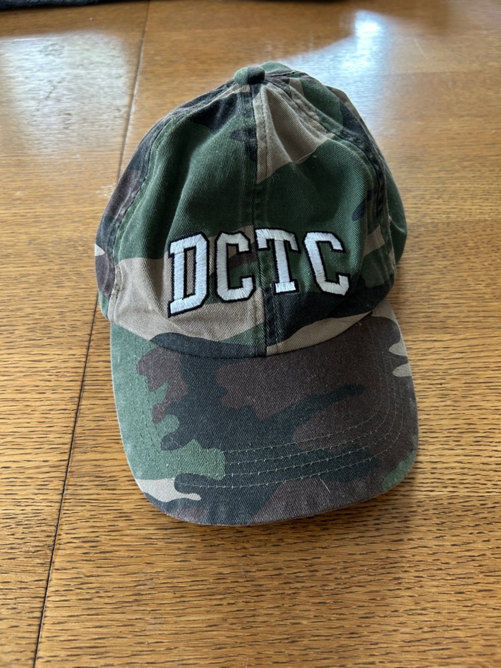 Men’s or women’s camo baseball hat